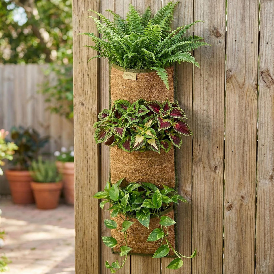 Woven Coco wall planter