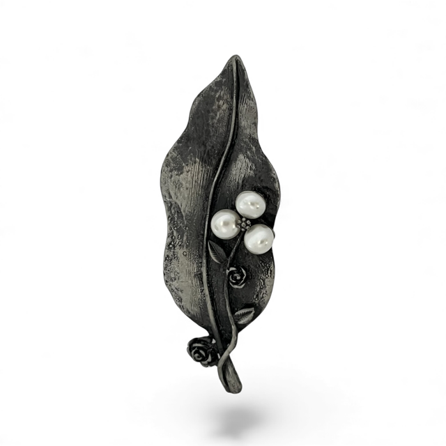 pewter leaf brooch with pearls
