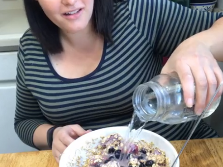 A ‘Berry’ Delicious Overnight Oatmeal and Why Berries Are Good For You and Your Kids