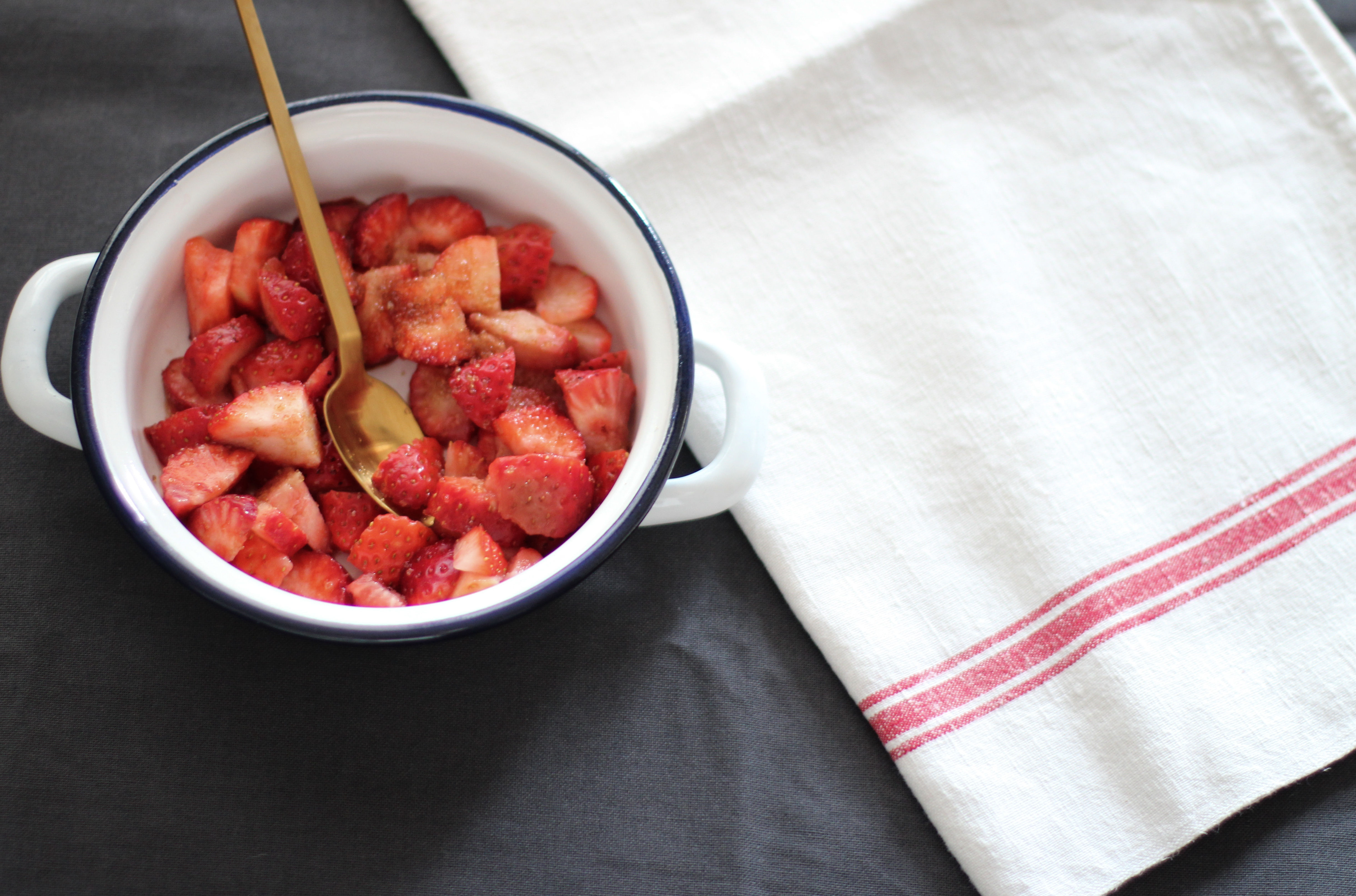 Plato pequeño con asas