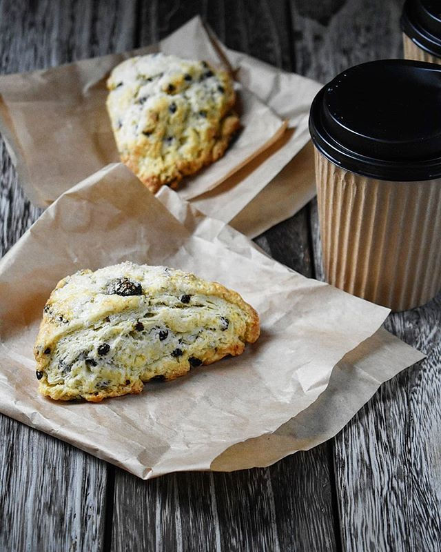 Lemon Currants Scones