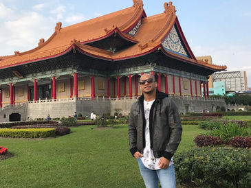 Um lutador brasileiro em Taipei