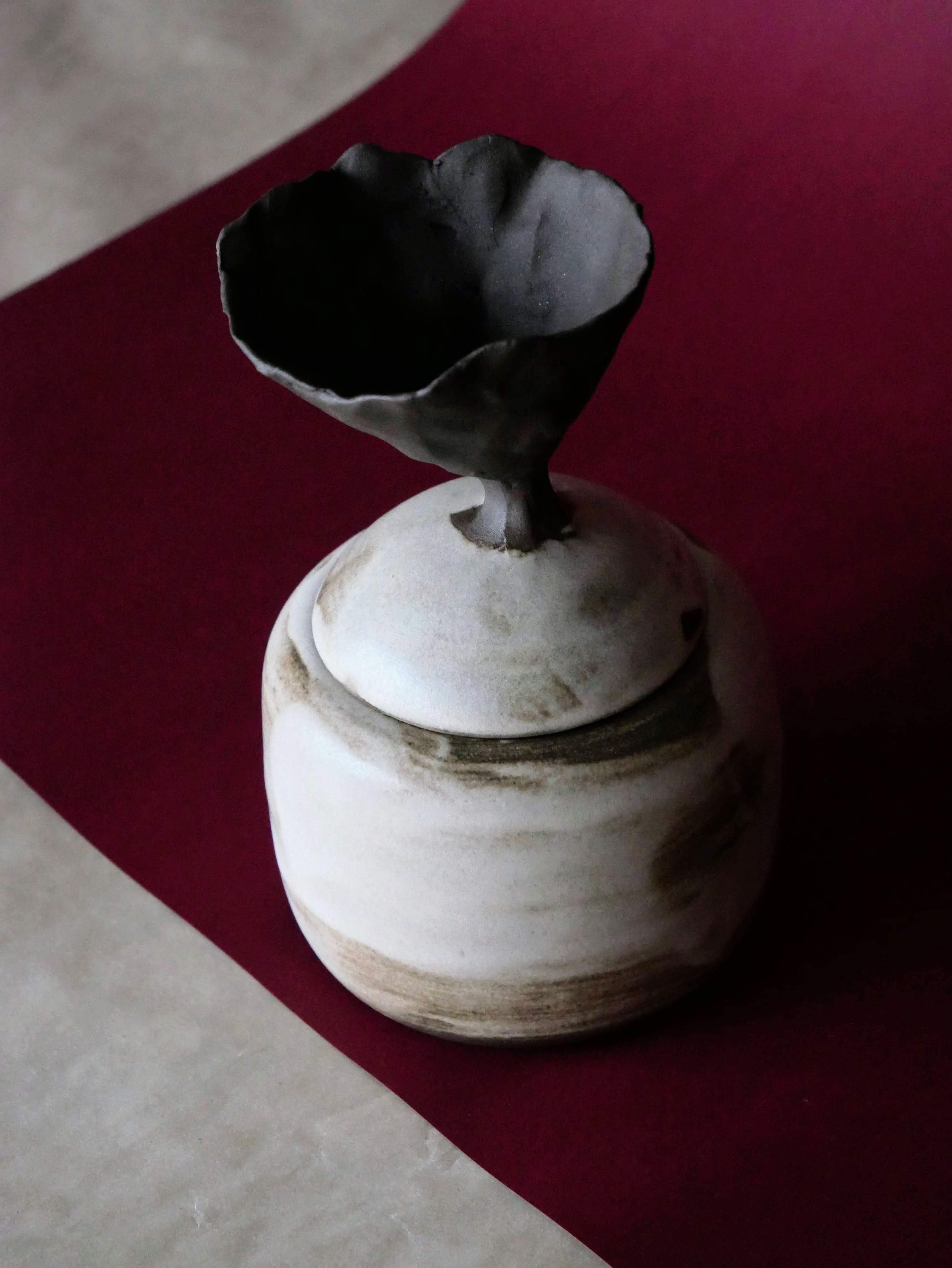 Dóza na poklady "kytka"