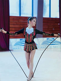 Hélène fait de la danse sur glace