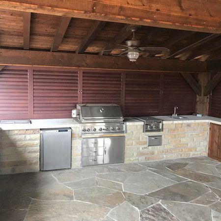 Outdoor Kitchens