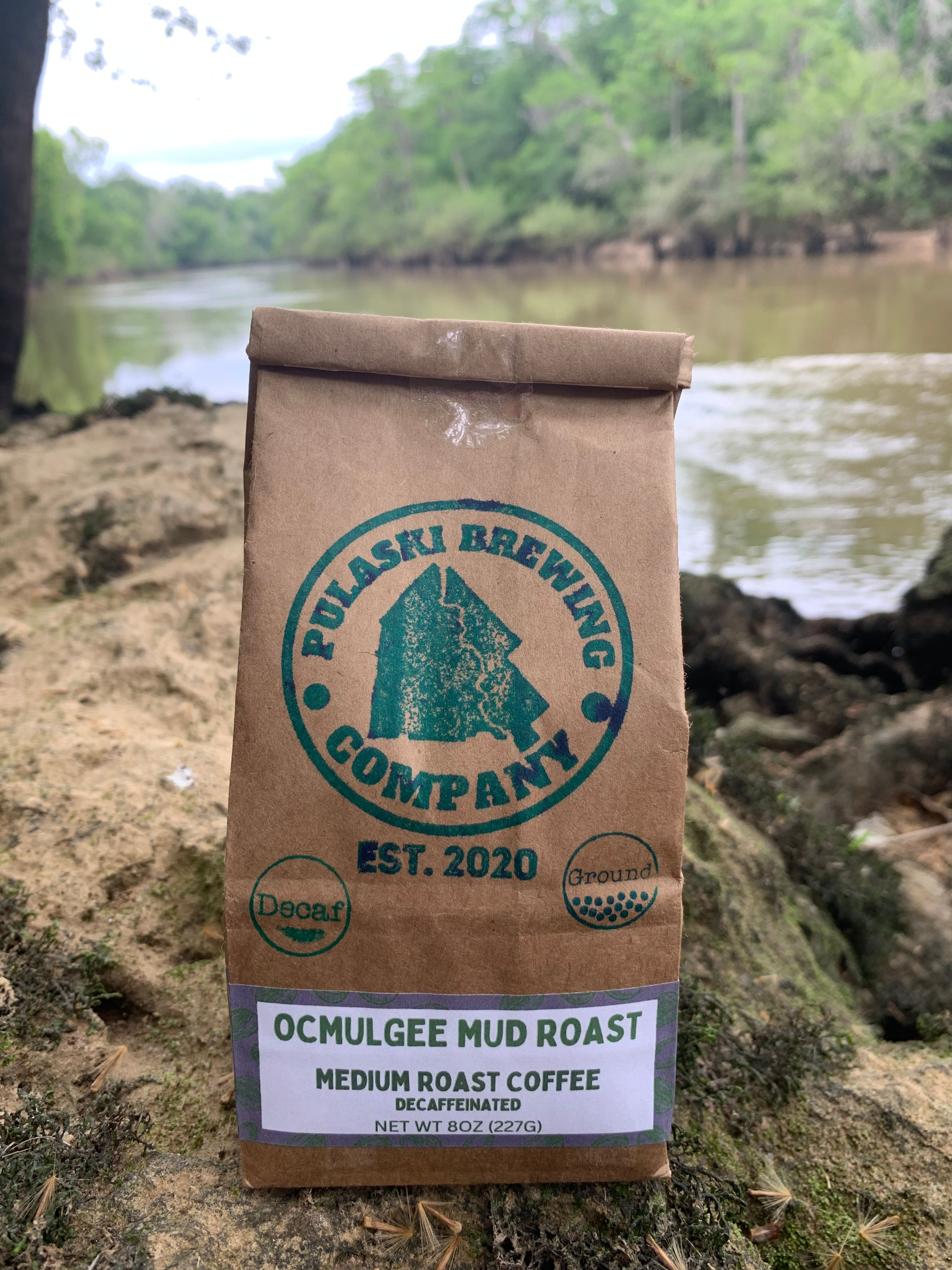 8 oz OCMULGEE MUD MT Water Decaf Ground