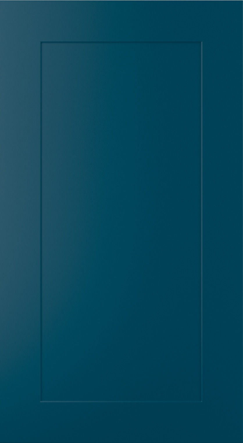 Clifden kitchen door in Marine, available from Potters Interiors in Gravesend.