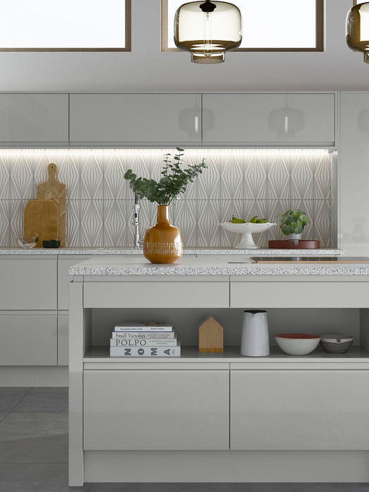 Strada Gloss kitchen in Light Grey by Potters Interiors in Gravesend.