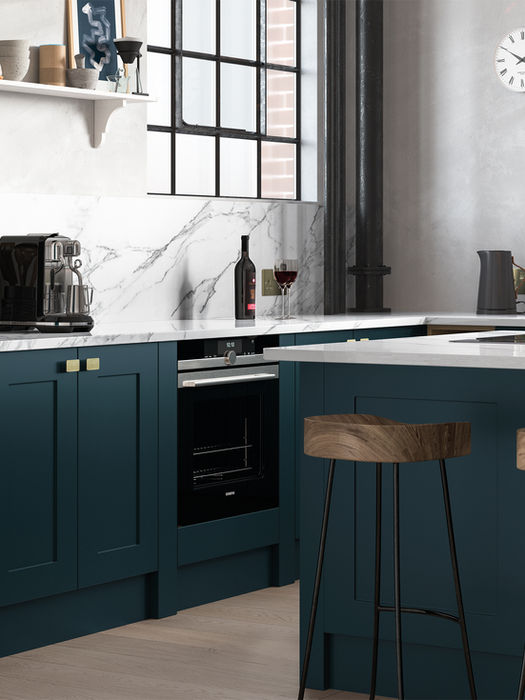Georgia kitchen in Marine by Potters Interiors in Gravesend.