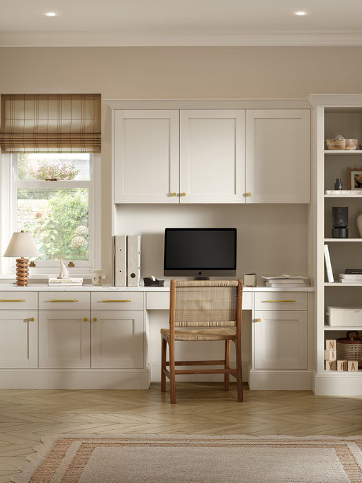 Newcombe kitchen in Taupe Grey by Potters Interiors in Gravesend.