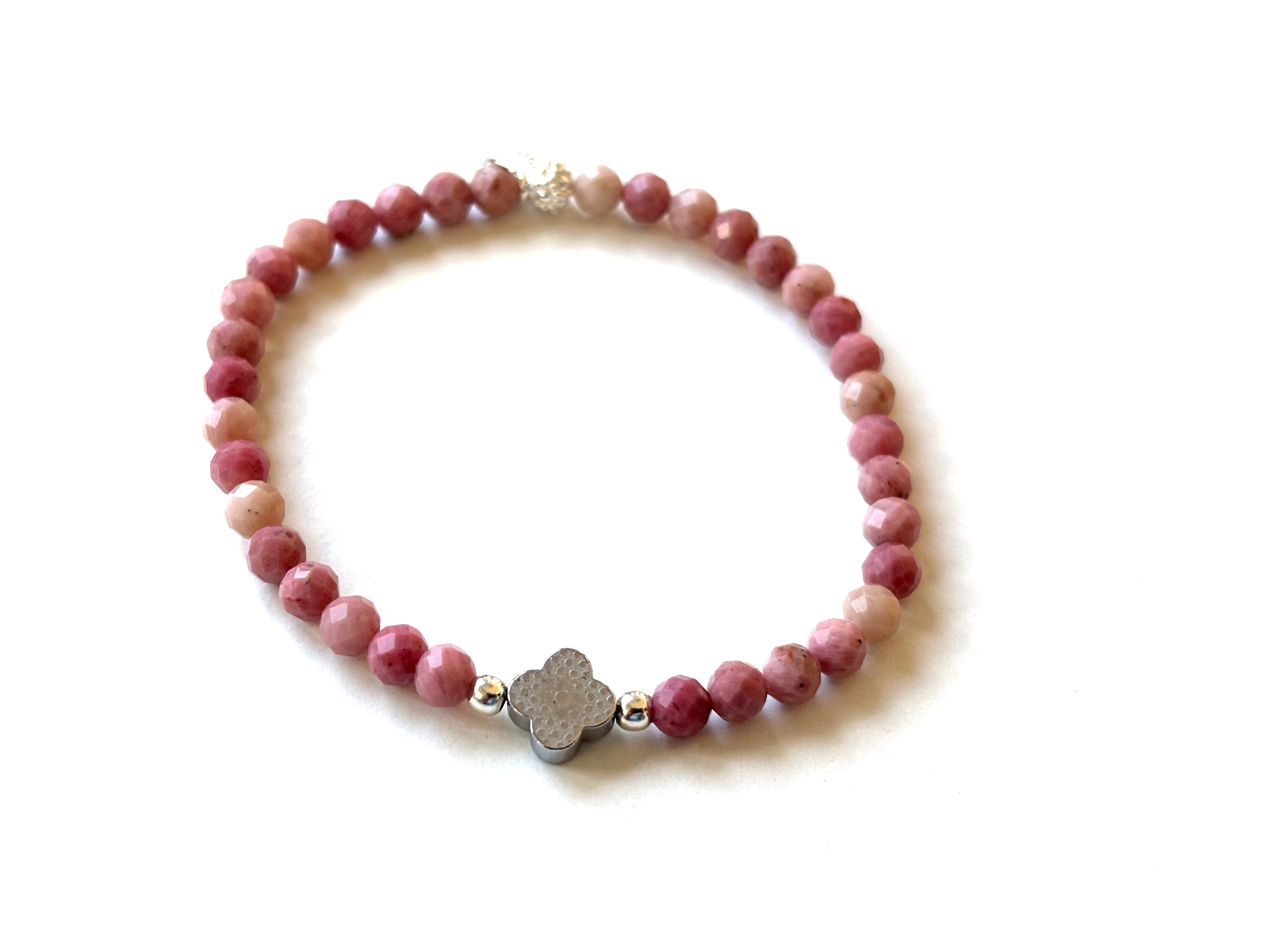 Bracelet en Rhodonite & Trèfle en Hématite silver