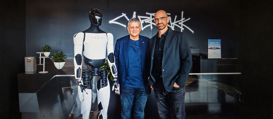 YPF y Tesla firman carta de intención para desarrollar una red de carga rápida en Argentina