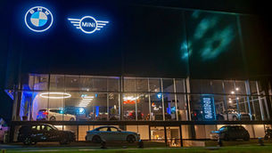 Magna inaugura “Magna Haus”, nuevo showroom de BMW Group en Uruguay