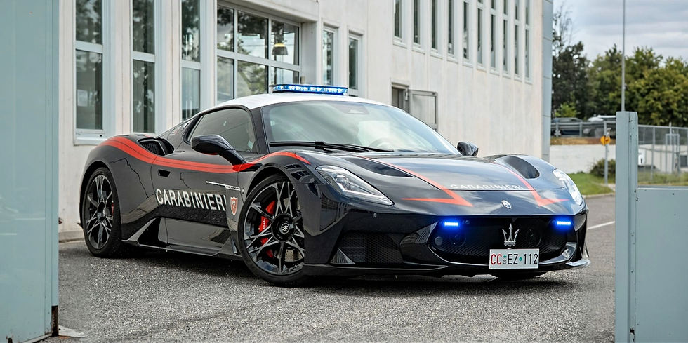 Entregan el nuevo Maserati MCPURA para traslados de órganos y sangre en Italia