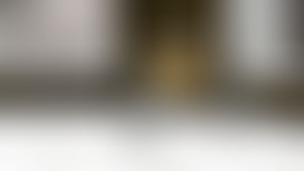 Mercedes celebra 140 años y Porsche y BMW envían sus saludos, con algo de picardía