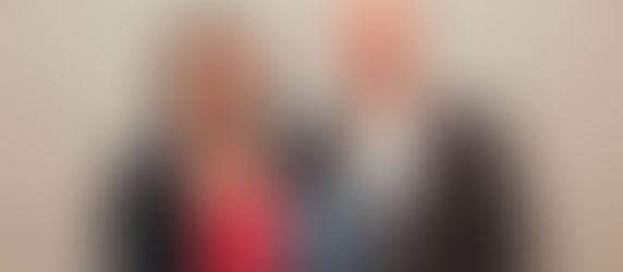 El jurado femenino del WWCOTY entrega el premio Supreme Winner al Nissan Leaf