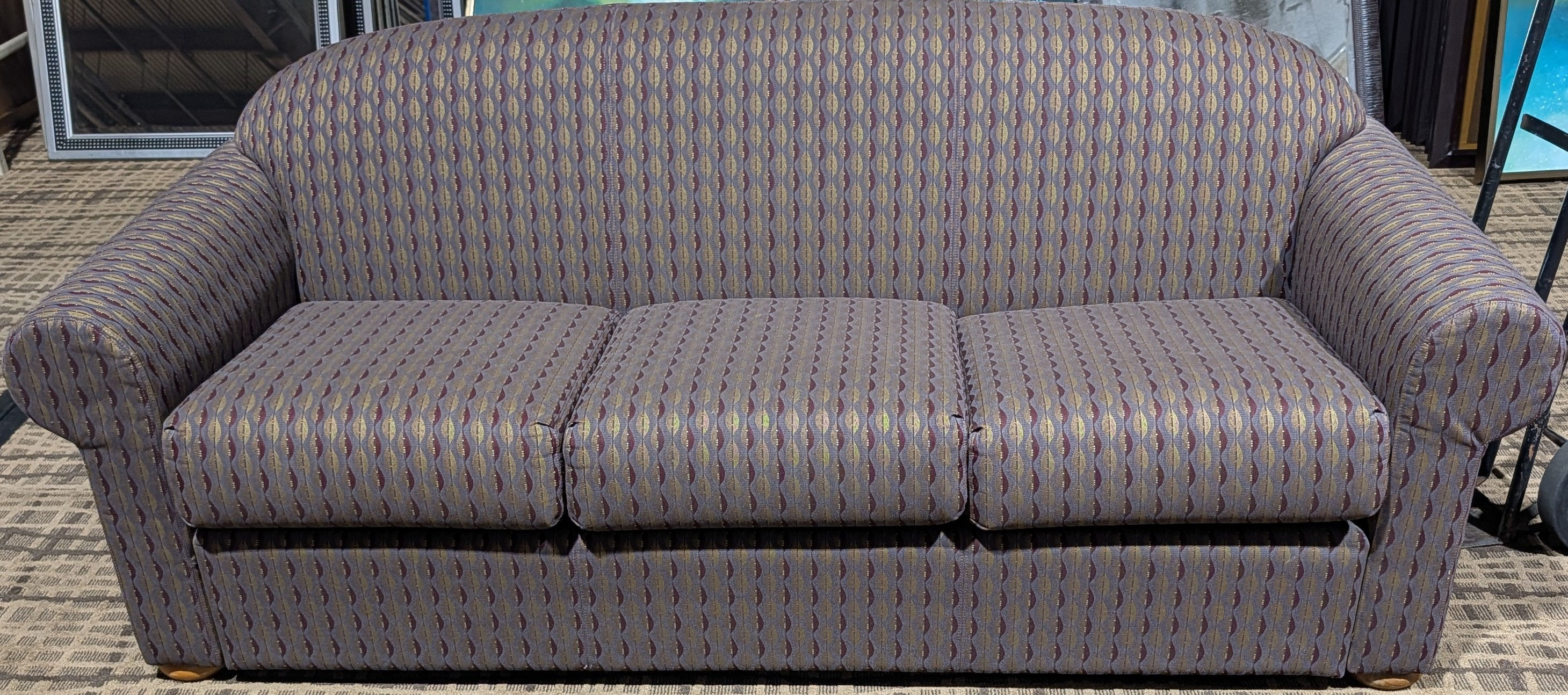 Case Pattern Sofa
