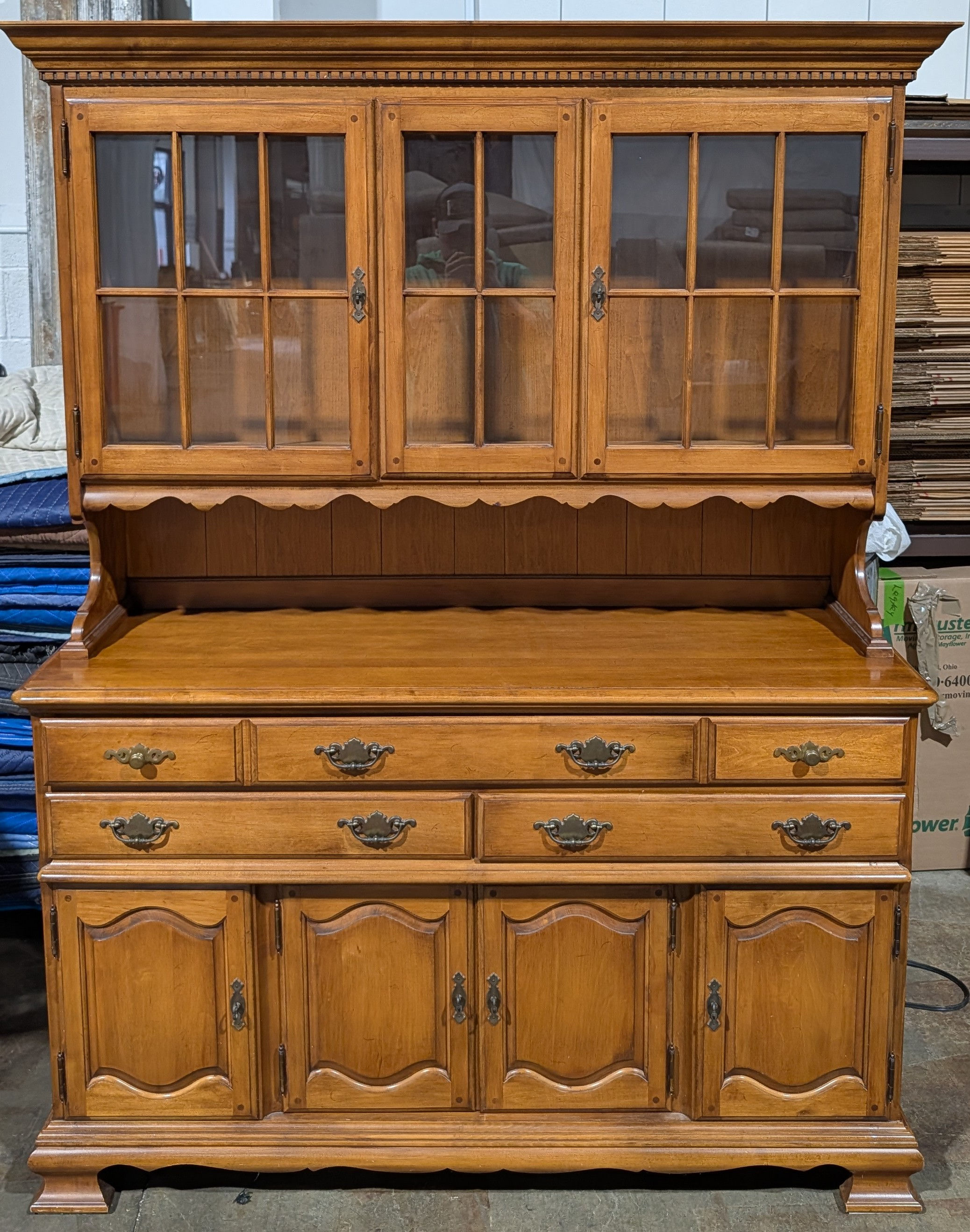 ST-CK- Cottage Hutch 