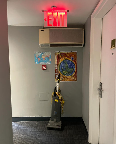 2nd floor
Holiday Inn
close to Central Park
NYC