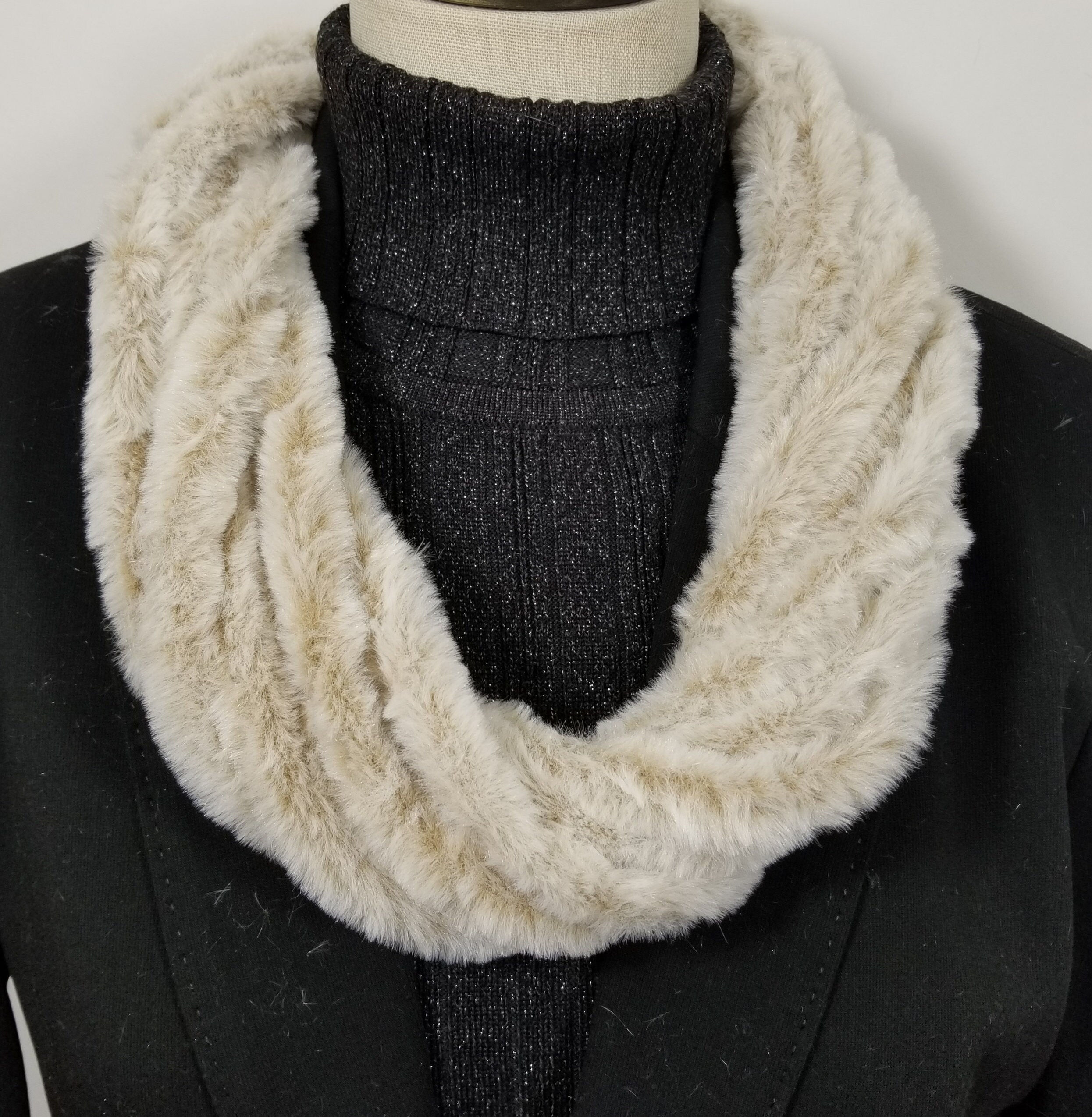 Toffee Beige Faux Fur Necklace Infinity Scarf Magnetic Clasp Accessory