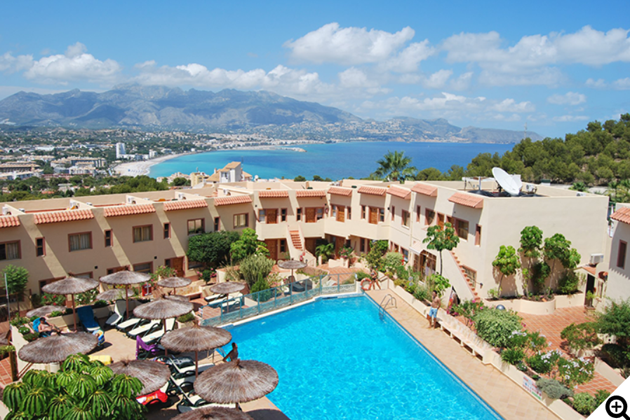 vacances Espagne pas chères avec p2s Travel: Studio 4 pers. 8 au 15 août = 138€
