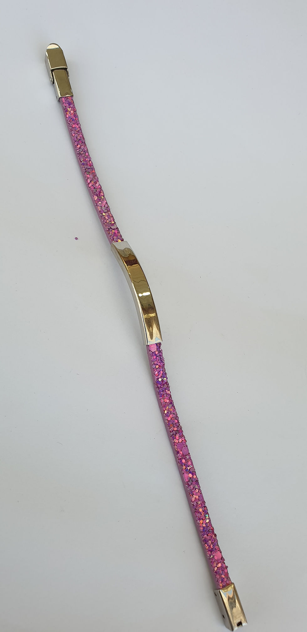 PULSERA LILA CON CHAPA DE ACERO