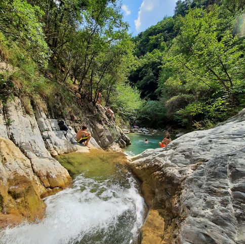 Famille rivière.jpg