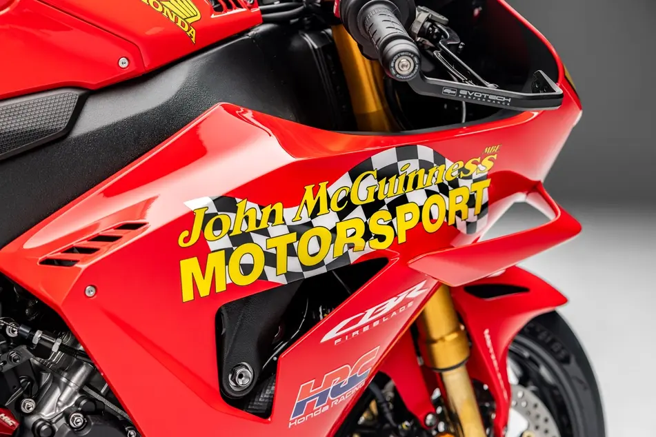 Honda Unveils 30th Anniversary Fireblade SP John McGuinness Limited Edition