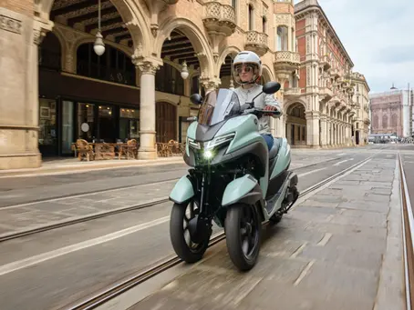 Fun on Three Wheels! Yamaha’s Tricity 125 Gets a Smart Makeover for 2025