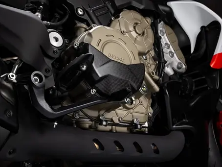 With a Panigale Powertrain, Ducati Unleashes a 180-bhp Diavel V4 RS Muscle Cruiser That Can Reach 62 mph in Under 3 Seconds