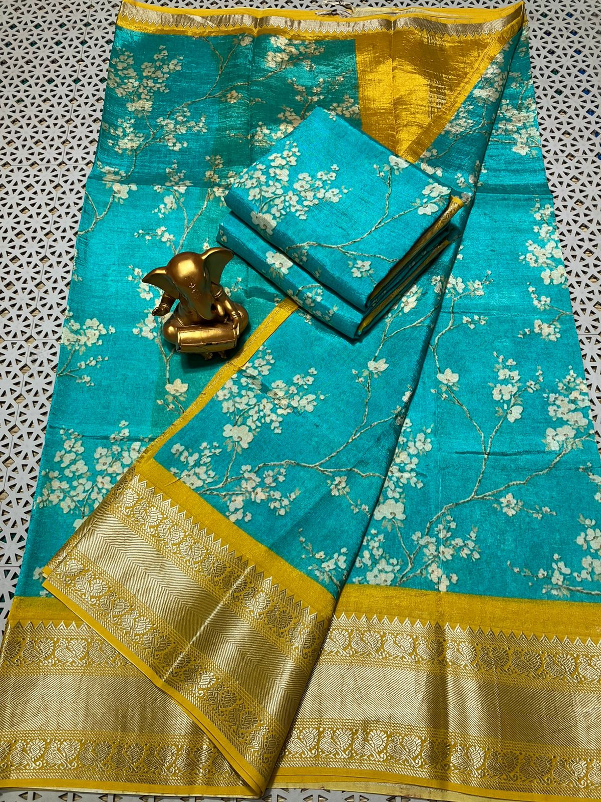 Mangalagiri pattu saree