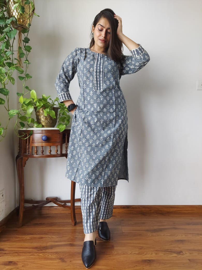 2-Piece Stitched Cotton Suit Sets