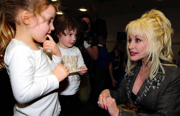 Dolly Parton launching her literacy program
