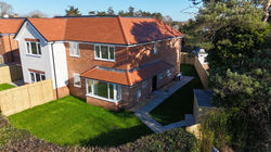 BA6E964D-739A-4B44-B295-E332CDDEDD2E