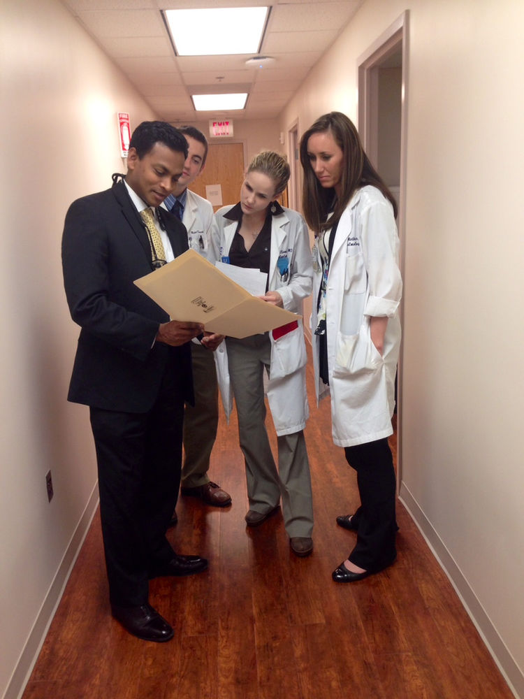 Finding the Best Eyelid Surgeon in Denver