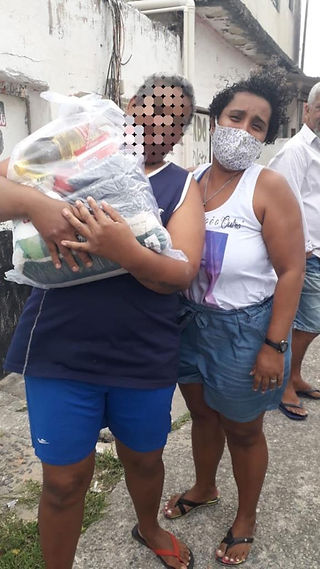 Doação de Cestas Básicas