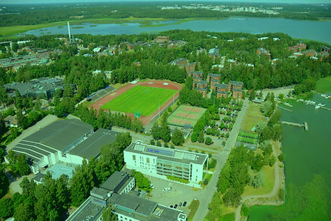 Otaniemen urheilupuisto_edited.jpg