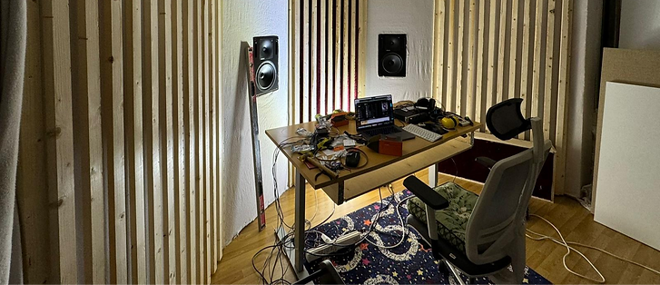 studion-rakennus_edited.png