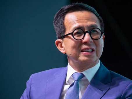 Li Ka-Shing’s Son Takes Insurer FWD Public in Hong Kong
