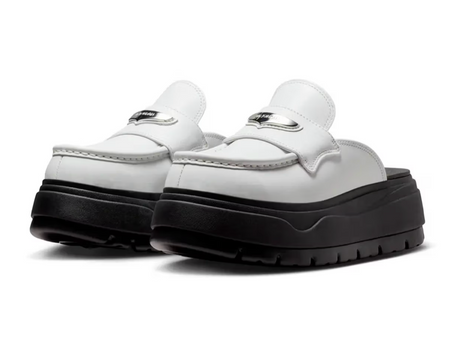 Jordan Brand Enhances Its Air Jordan Mule Collection With “Summit White/Black”