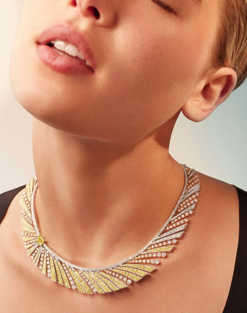 Soleil d’Or Sunrise necklace (bib) in yellow and white gold, including yellow and white diamonds