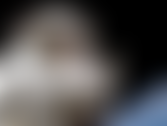 Smartphones Cleared for Use on NASA’s Crew-12 and Artemis II Flights