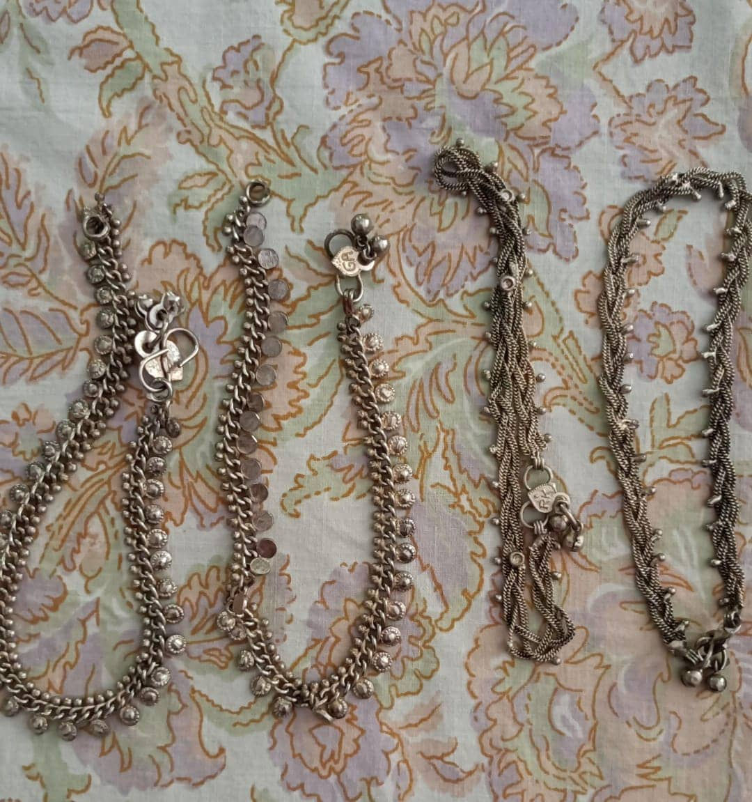 Set of anklets 