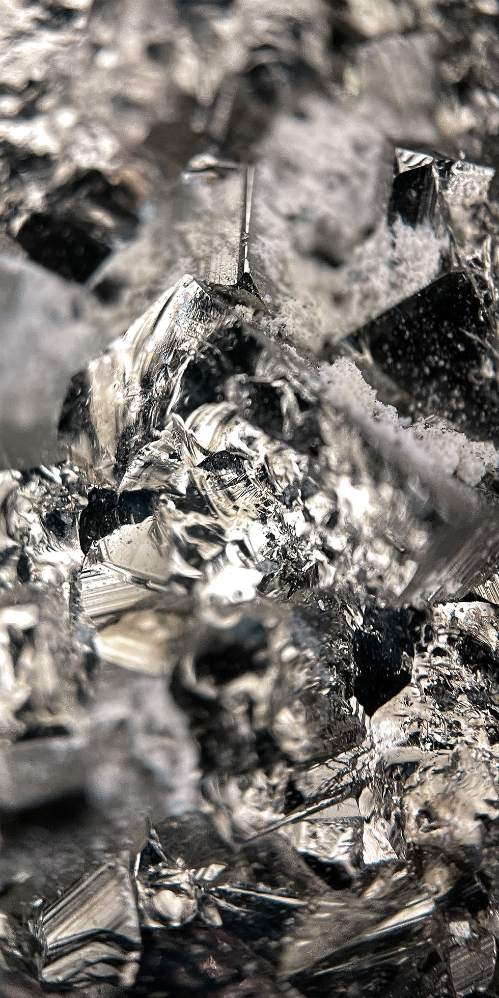 macro-photography-gemstones_edited.jpg