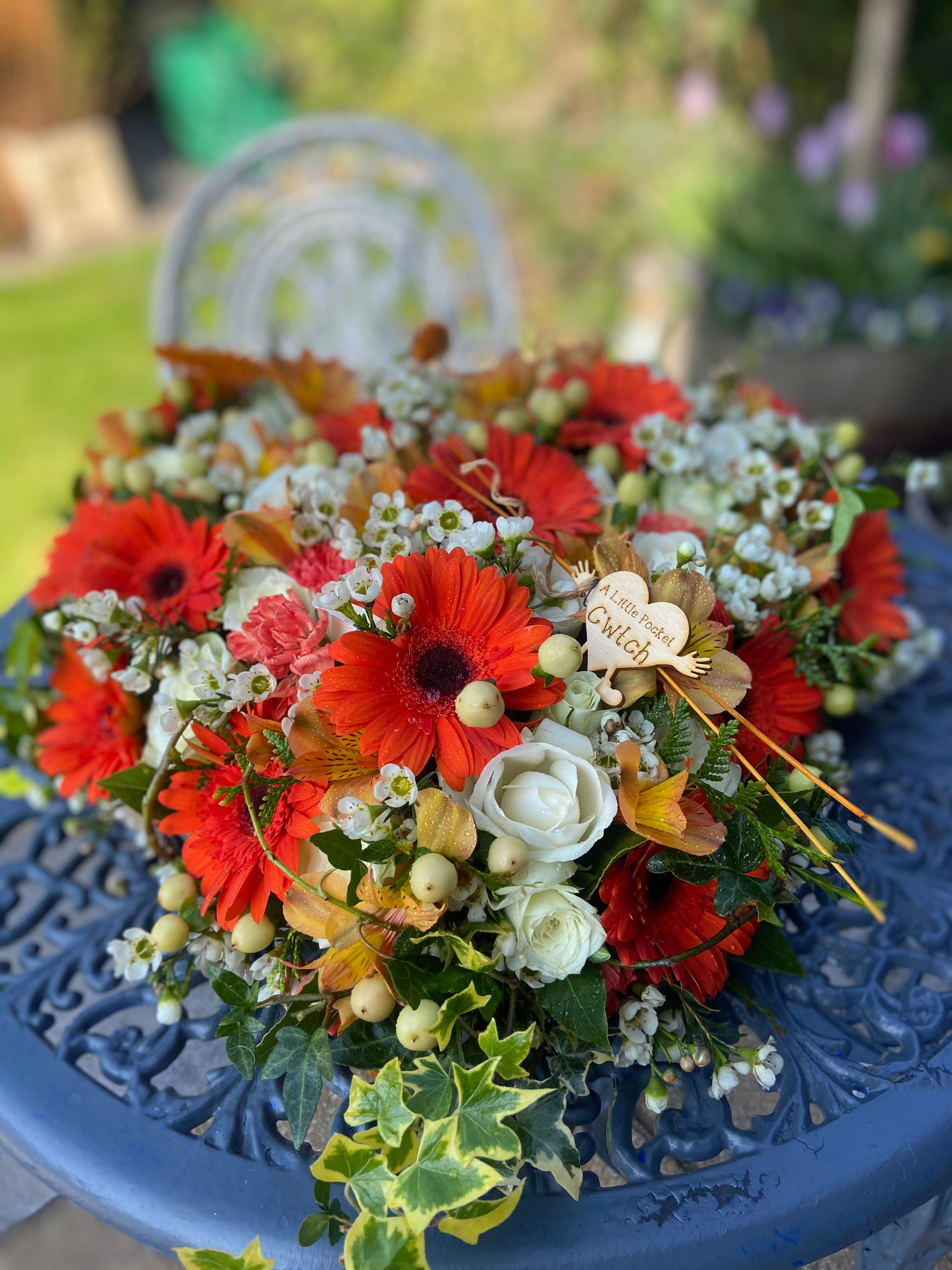 Mixed Flower Heart