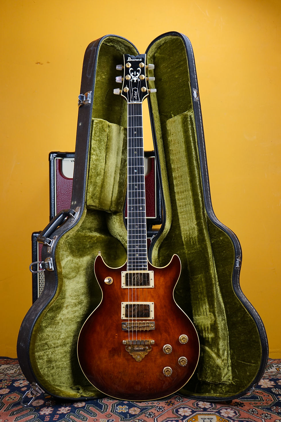 1977 Ibanez 2618 Artist Model MIJ Sunburst with Original Hard Case