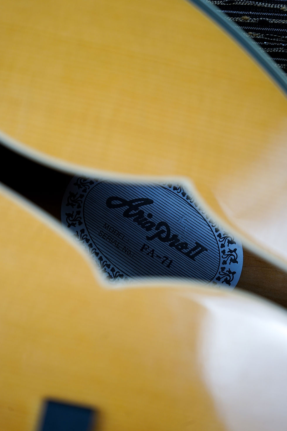 Thumbnail: 2009 Aria FA-71 Korea Natural Archtop Electric Jazz Guitar Flatwound + Soft Case