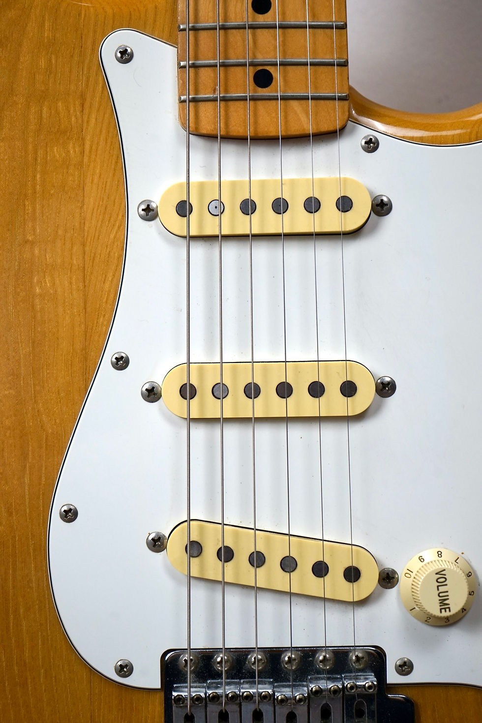 Thumbnail: 1989-90 Fender Japan ST72-650 ‘72 Reissue Stratocaster 