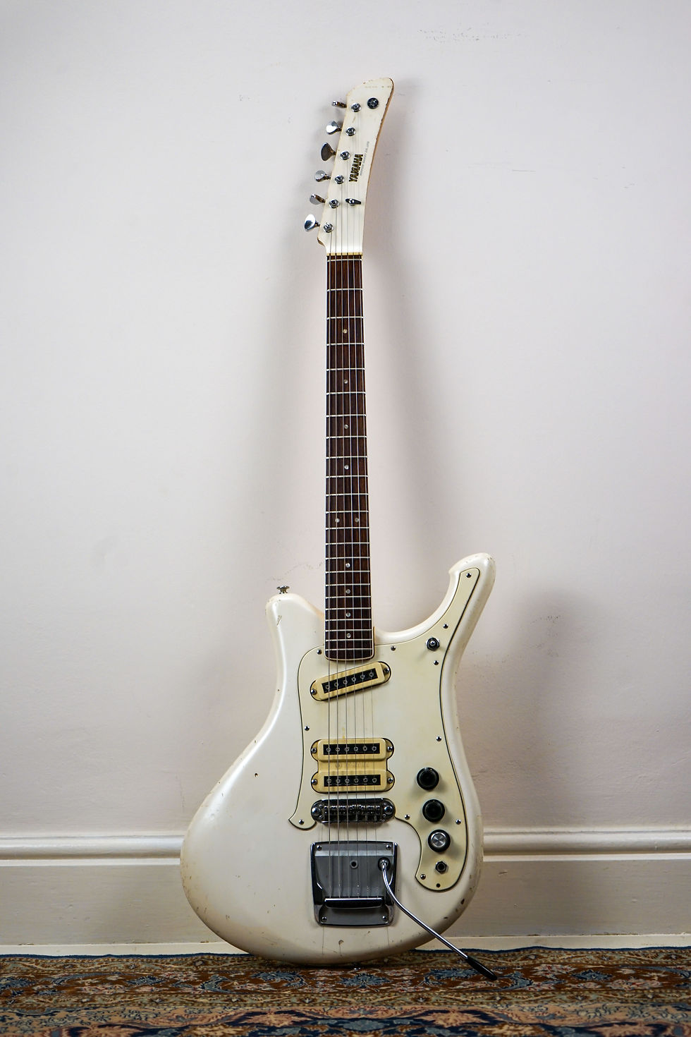 1970 Yamaha Japan SG5A 'Flying Samurai' Vintage Electric Guitar - Pearl White