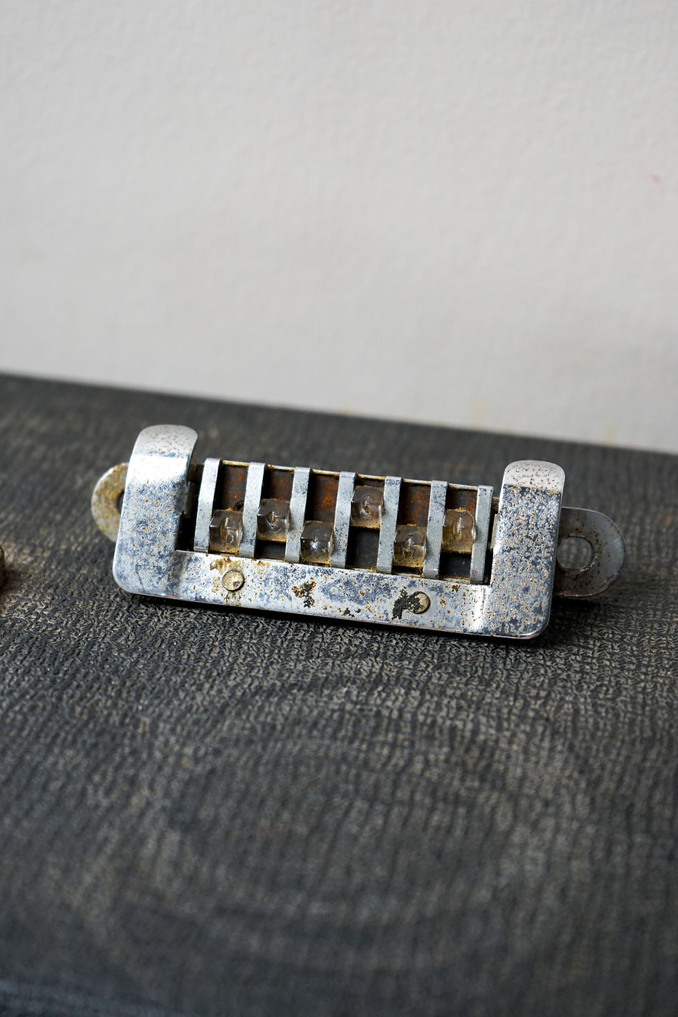 Thumbnail: 1960s Hofner German Type 72-25A 'Screw Down' Electric Guitar Bridge (Galaxie)